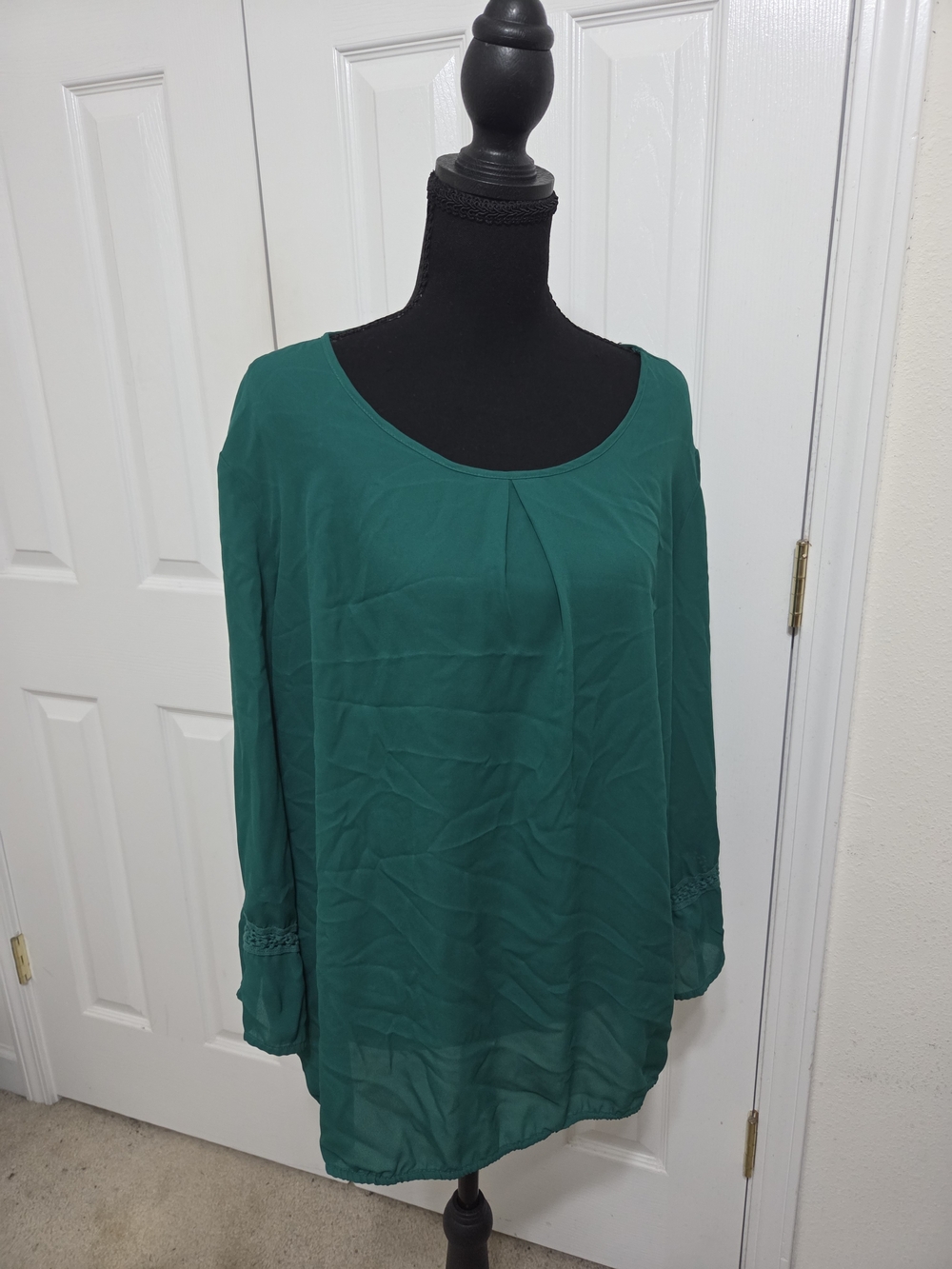 New York & Company Teal Scoop-Neck Tunic